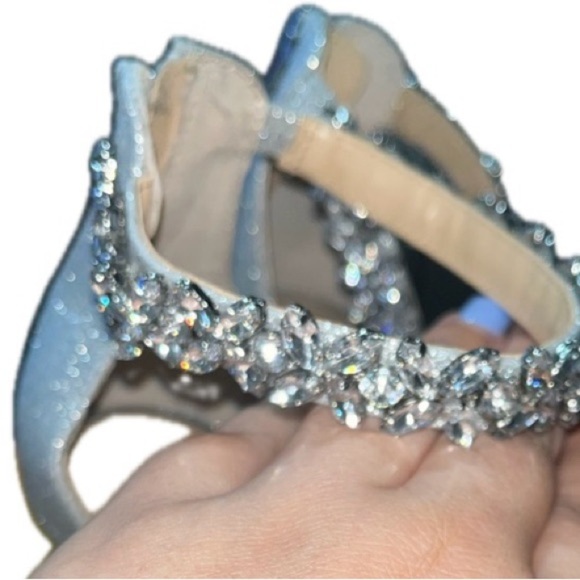 Badgley Mischka Jewel Raleigh Silver Glitter Rhinestone Pointed-Toe Pumps 10 - Picture 6 of 12